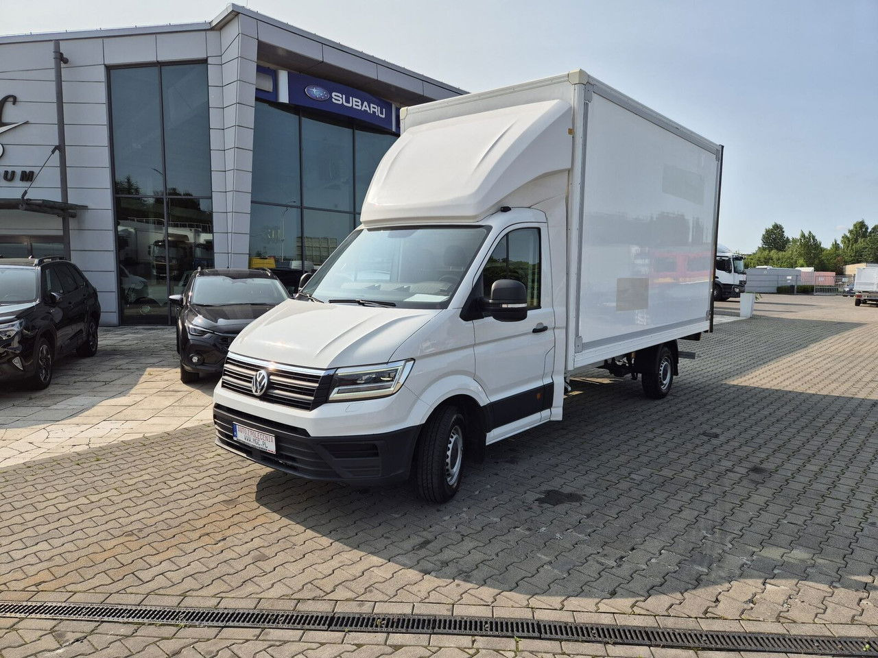 Volkswagen Crafter 2.0 TDI 177HP / High Container / Lift 750KG / Super Cond - 厢式货车:图3 Volkswagen Crafter 2.0 TDI 177HP / High Container / Lift 750KG / Super Cond - 厢式货车:图3