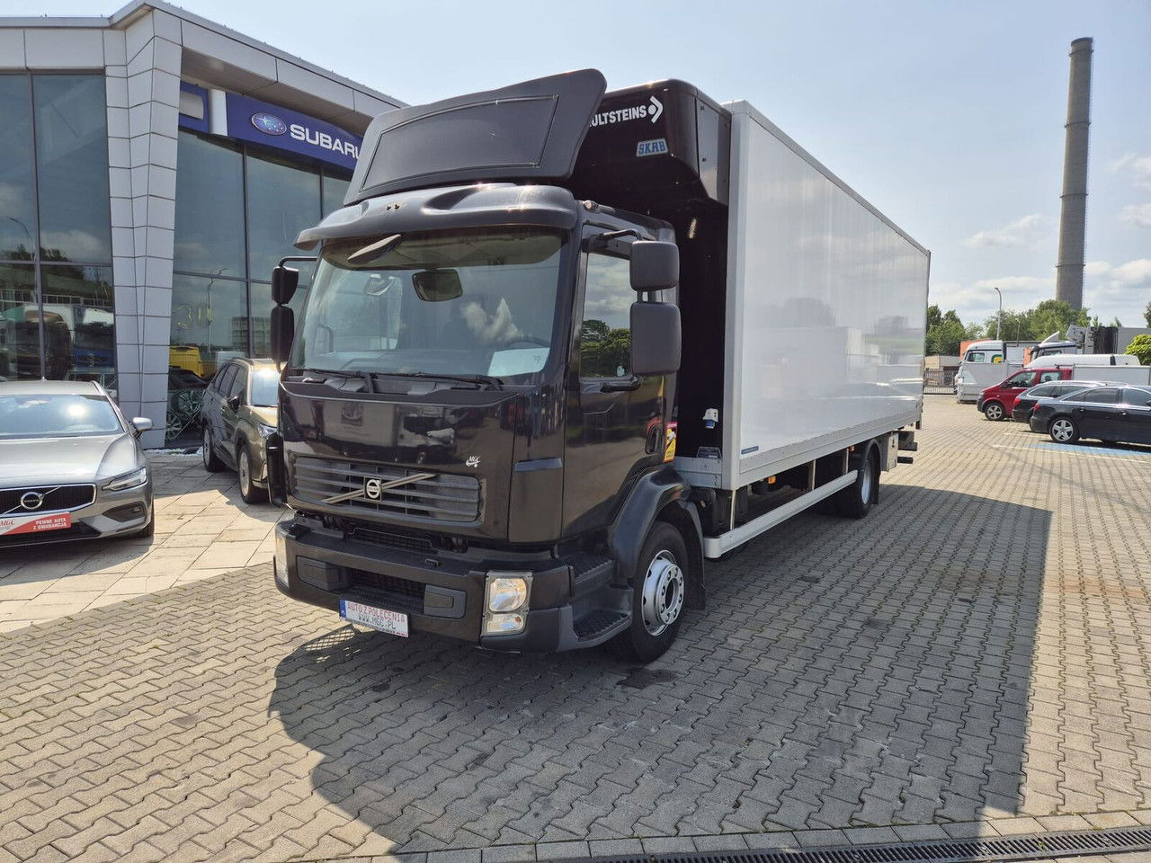 Volvo FL 240 - 厢式卡车:图2 Volvo FL 240 - 厢式卡车:图2