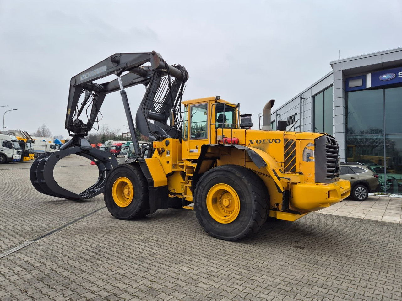 轮式装载机 Volvo L180 E：图11