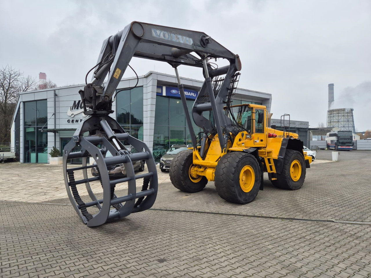 Volvo L180 E - 轮式装载机:图1 Volvo L180 E - 轮式装载机:图1