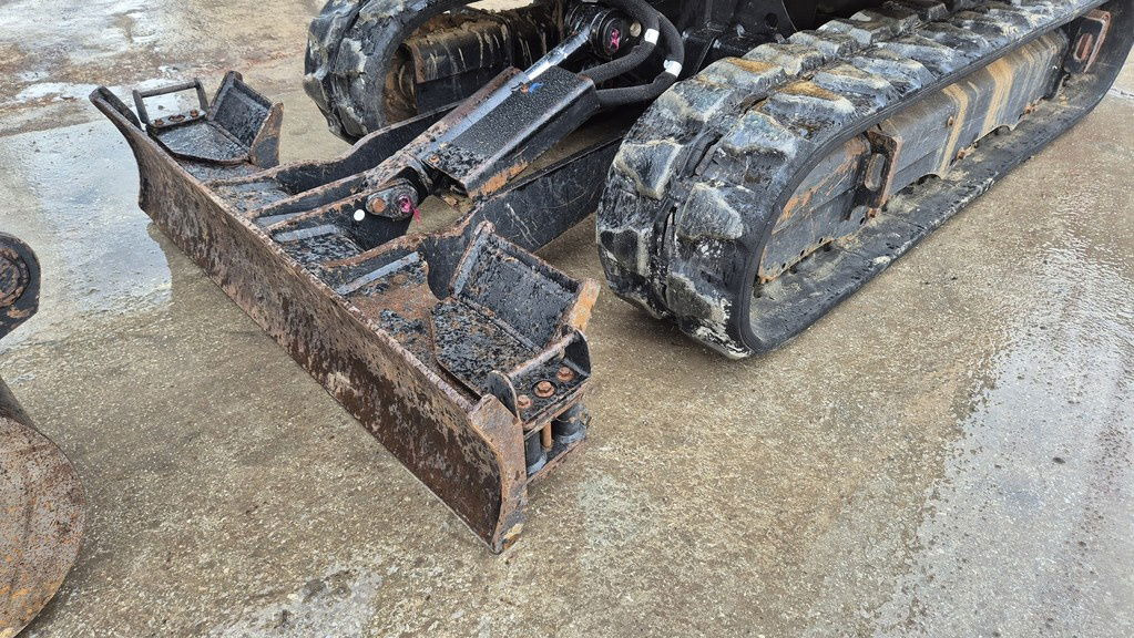 JCB 16C-1 - 2021 Year - 935 Hours - Powertilt - 小型挖掘机:图2 JCB 16C-1 - 2021 Year - 935 Hours - Powertilt - 小型挖掘机:图2