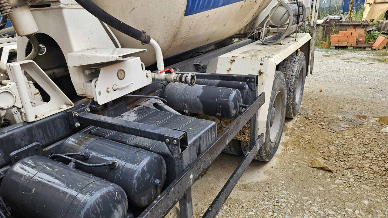 MAN FE 410A 8x4 mixer - 7m3 - euro 3 - 混凝土搅拌车:图3 MAN FE 410A 8x4 mixer - 7m3 - euro 3 - 混凝土搅拌车:图3
