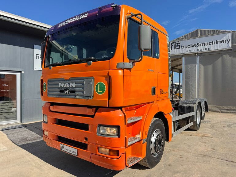 MAN TGA 26.460 6X2 chassis - lifitng axle - 驾驶室底盘卡车:图1 MAN TGA 26.460 6X2 chassis - lifitng axle - 驾驶室底盘卡车:图1