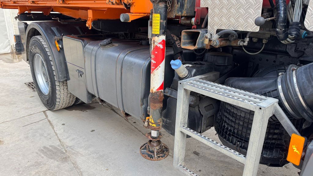 Mercedes-Benz Actros 1832 AK tipper 4x4 - crane Fassi 9.2M - remote control  租赁 Mercedes-Benz Actros 1832 AK tipper 4x4 - crane Fassi 9.2M - remote control：图10
