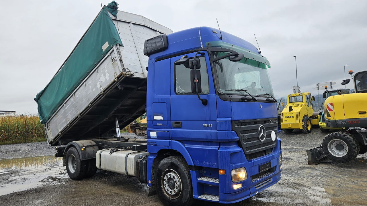 Mercedes-Benz Actros 1841 L 4x2 tipper - tarpaulin - euro 5 - 翻斗车:图2 Mercedes-Benz Actros 1841 L 4x2 tipper - tarpaulin - euro 5 - 翻斗车:图2