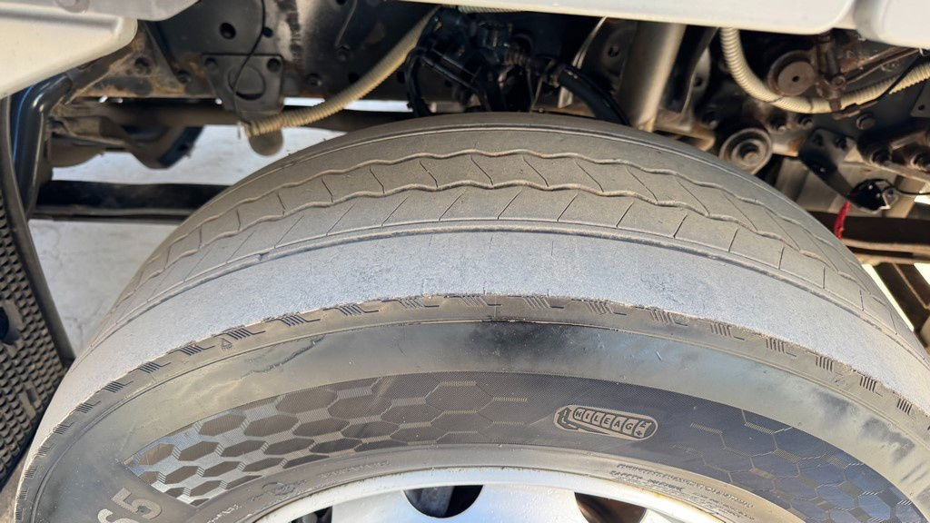 Mercedes-Benz Actros 1841 LS 4x2 tractor unit - 牵引车:图5 Mercedes-Benz Actros 1841 LS 4x2 tractor unit - 牵引车:图5