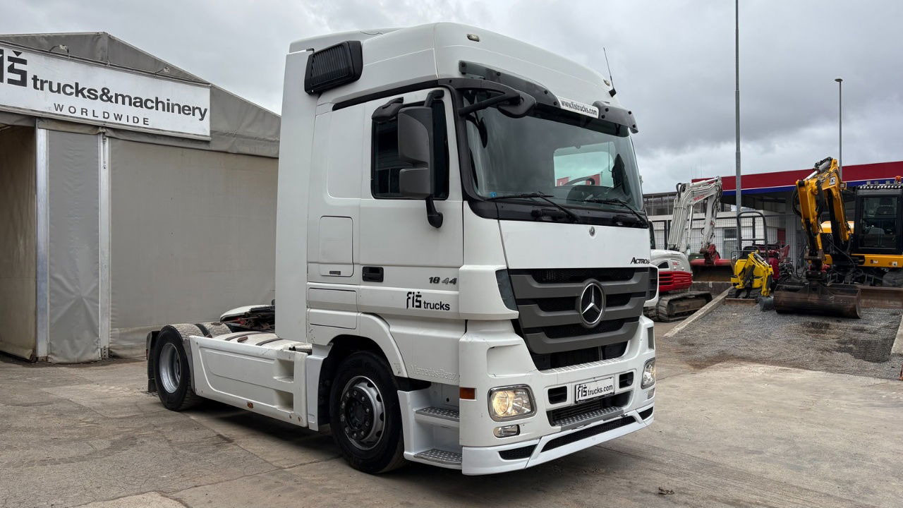 Mercedes-Benz Actros 1844 4x2 - tractor unit - retarder - 牵引车:图2 Mercedes-Benz Actros 1844 4x2 - tractor unit - retarder - 牵引车:图2