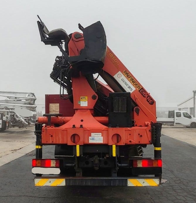 Mercedes-Benz Actros 2644L 6X4 stake body - Palfinger crane PK18500 - 栏板式/ 平板卡车:图5 Mercedes-Benz Actros 2644L 6X4 stake body - Palfinger crane PK18500 - 栏板式/ 平板卡车:图5