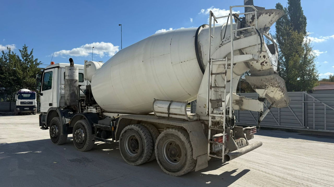 Mercedes-Benz Actros 3532 8x4 beton Schwing mixer 10m3 - 混凝土搅拌车:图3 Mercedes-Benz Actros 3532 8x4 beton Schwing mixer 10m3 - 混凝土搅拌车:图3