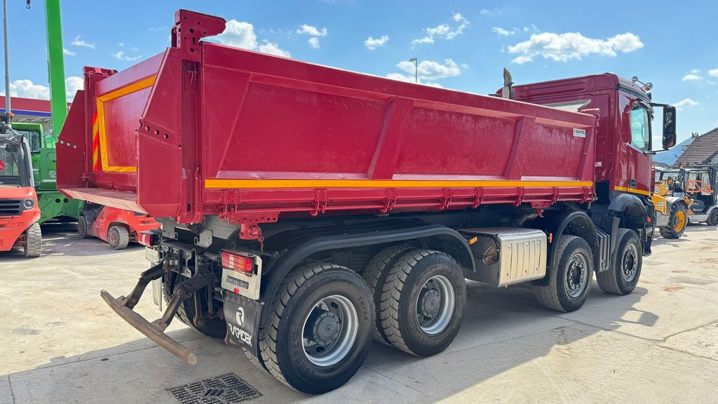 Mercedes-Benz Arocs 4145 8X4 tipper - bordmatic - 翻斗车:图5 Mercedes-Benz Arocs 4145 8X4 tipper - bordmatic - 翻斗车:图5