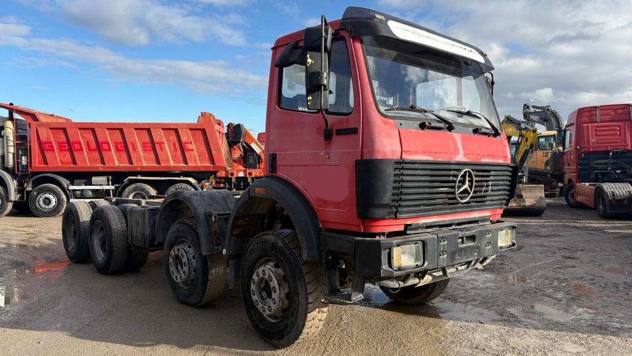 Mercedes-Benz SK 3229 8x4 chassis - complete spring V8 - 驾驶室底盘卡车:图2 Mercedes-Benz SK 3229 8x4 chassis - complete spring V8 - 驾驶室底盘卡车:图2