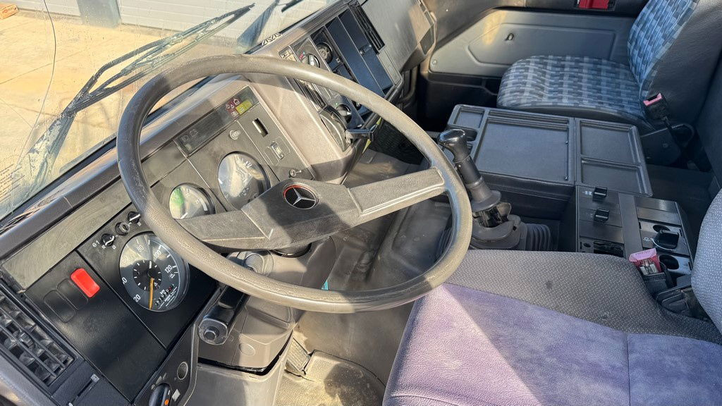 驾驶室底盘卡车 Mercedes-Benz SK 3234 8x4 chassis：图19