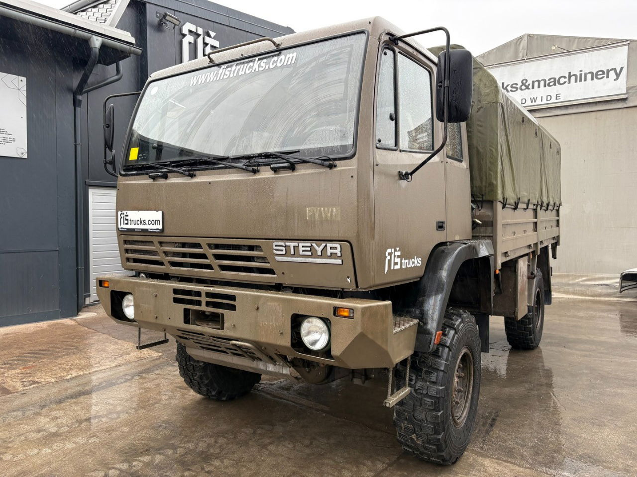 Steyr 12M18 4X4 stake body - 62.000km - 侧帘卡车:图1 Steyr 12M18 4X4 stake body - 62.000km - 侧帘卡车:图1