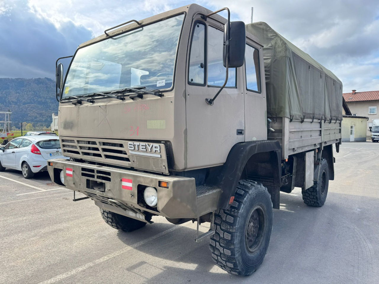 Steyr 12M18 4X4 stake body -  truck - 侧帘卡车:图1 Steyr 12M18 4X4 stake body -  truck - 侧帘卡车:图1