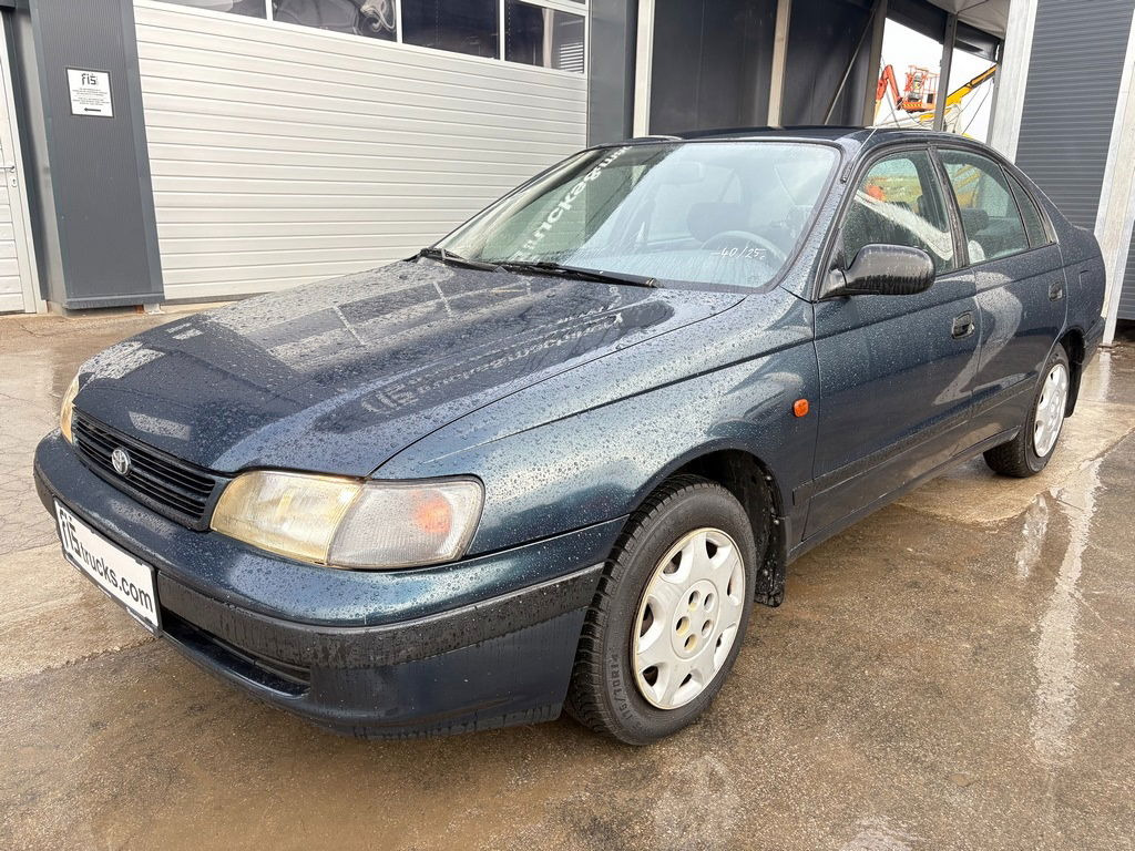 Toyota Carina 1.6 - Petrol - 5 Doors - 汽车:图1 Toyota Carina 1.6 - Petrol - 5 Doors - 汽车:图1