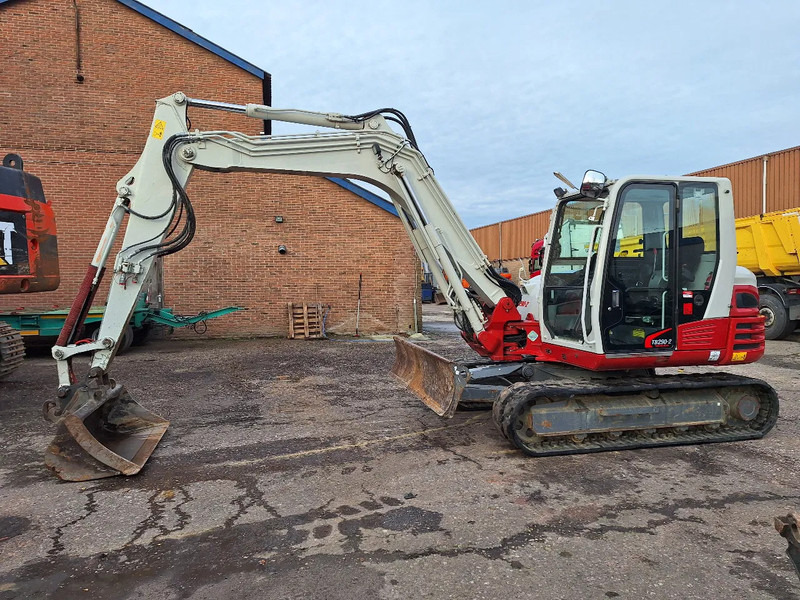 Takeuchi TB290-2 - 履带式挖掘机:图1 Takeuchi TB290-2 - 履带式挖掘机:图1
