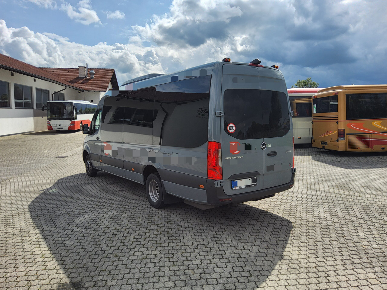 Mercedes Benz 517 cdi BusDesign Comfort 19+1+1 Schlafsitze / USB / Klima / Automatik - 小型巴士, 小型客车:图3 Mercedes Benz 517 cdi BusDesign Comfort 19+1+1 Schlafsitze / USB / Klima / Automatik - 小型巴士, 小型客车:图3