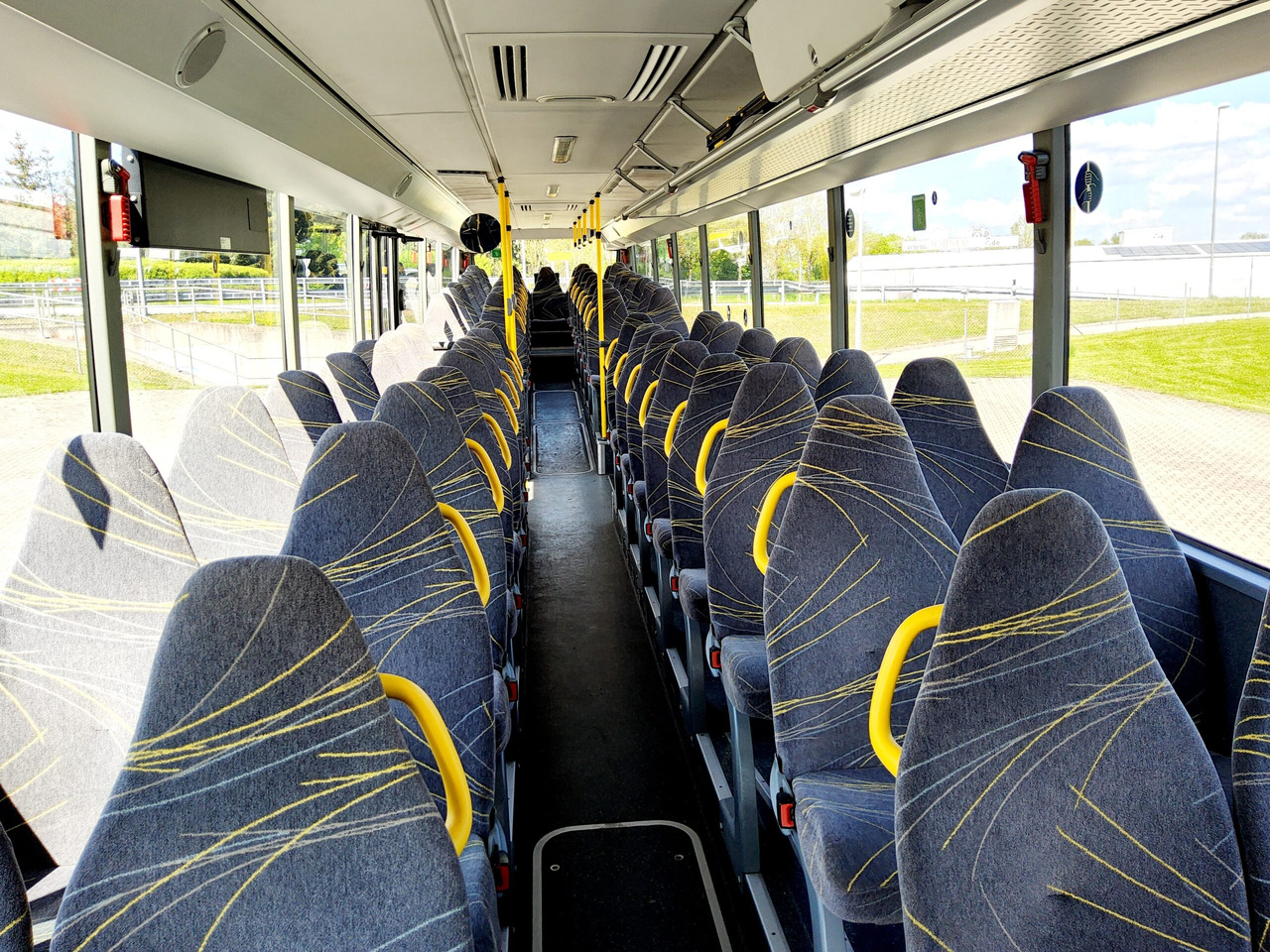 Mercedes Benz O 550 Integro L 65 Sitze / 360 PS-Euro 6 / Lift / Automatik - 郊区巴士:图5 Mercedes Benz O 550 Integro L 65 Sitze / 360 PS-Euro 6 / Lift / Automatik - 郊区巴士:图5