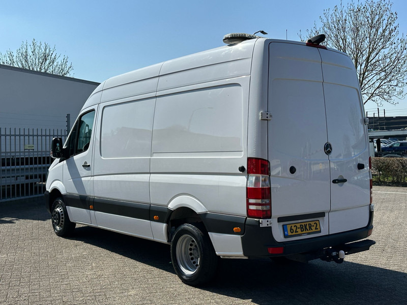 Mercedes-Benz Sprinter 519 cdi V6 - 厢式卡车:图4 Mercedes-Benz Sprinter 519 cdi V6 - 厢式卡车:图4