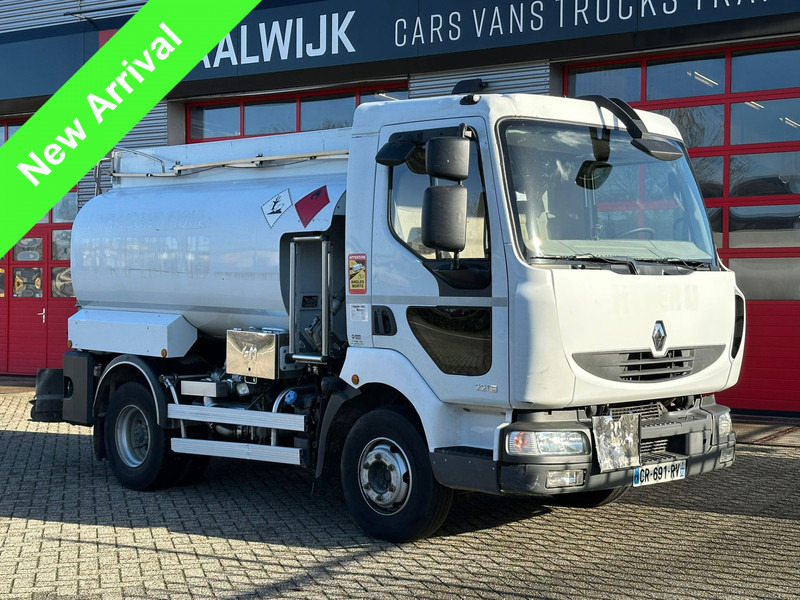 Renault Midlum 220.10 - 罐车:图1 Renault Midlum 220.10 - 罐车:图1