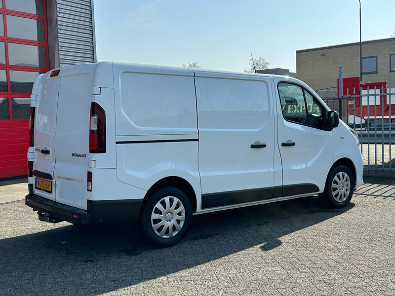 Renault Trafic 1.6 dCi T27 - 紧凑型面包车:图3 Renault Trafic 1.6 dCi T27 - 紧凑型面包车:图3