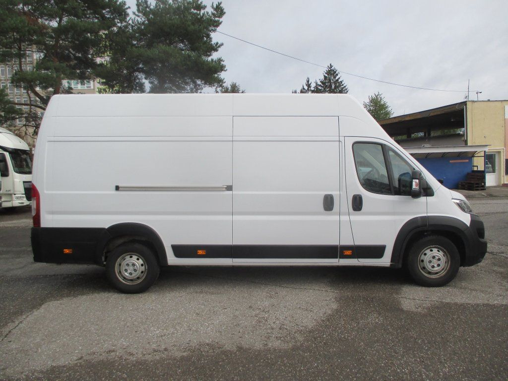 Citroën Jumper 2,2 , L4H3 - 紧凑型面包车:图4 Citroën Jumper 2,2 , L4H3 - 紧凑型面包车:图4