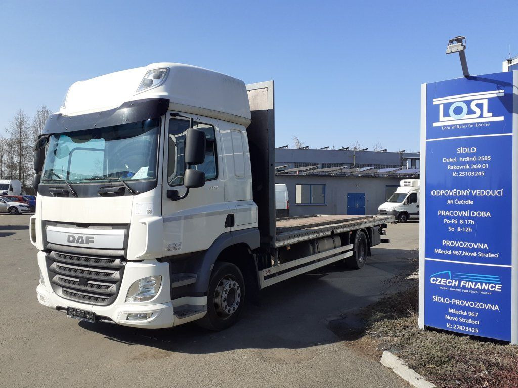 DAF CF320 EURO 6 - 栏板式/ 平板卡车:图1 DAF CF320 EURO 6 - 栏板式/ 平板卡车:图1