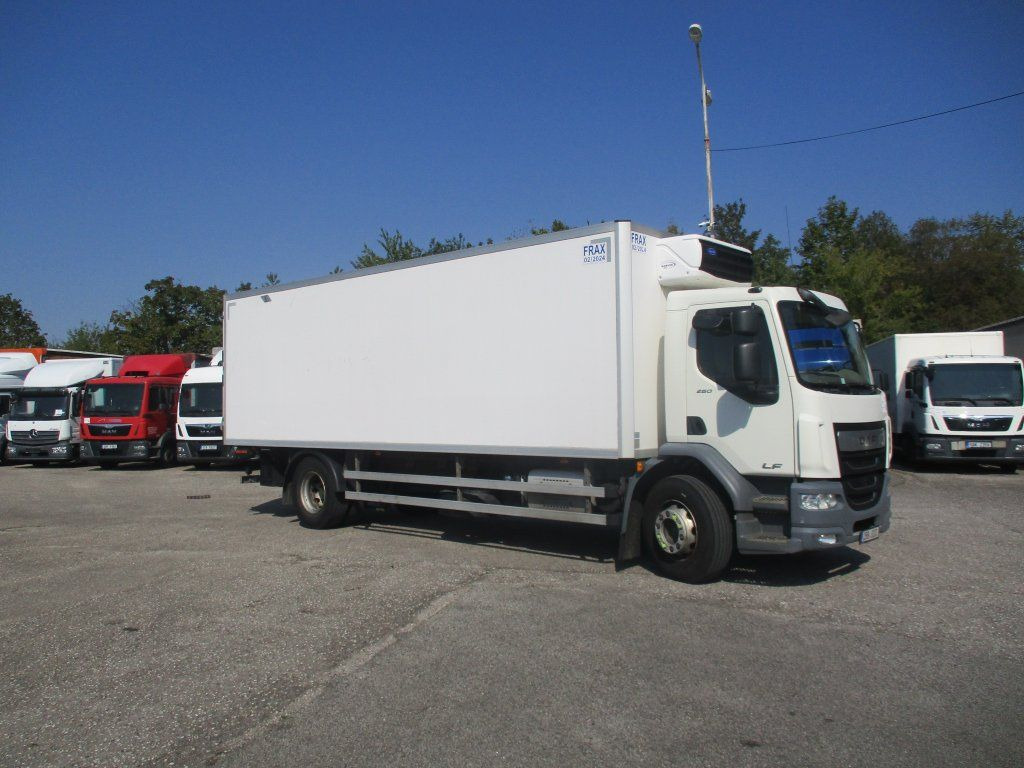 DAF LF 18.260 Xarios 600 DAF LF 18.260 Xarios 600 - 冷藏车:图2 DAF LF 18.260 Xarios 600 DAF LF 18.260 Xarios 600 - 冷藏车:图2
