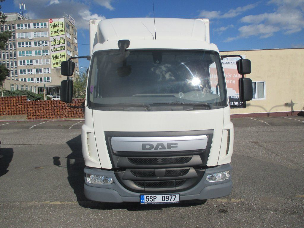 DAF LF 180 mit LBW - 厢式货车:图2 DAF LF 180 mit LBW - 厢式货车:图2