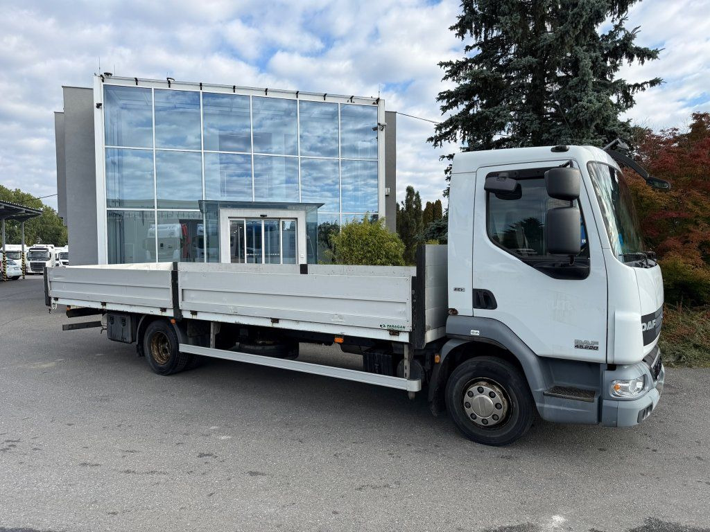 DAF LF45.220 EURO 5 - 栏板式/ 平板卡车:图3 DAF LF45.220 EURO 5 - 栏板式/ 平板卡车:图3