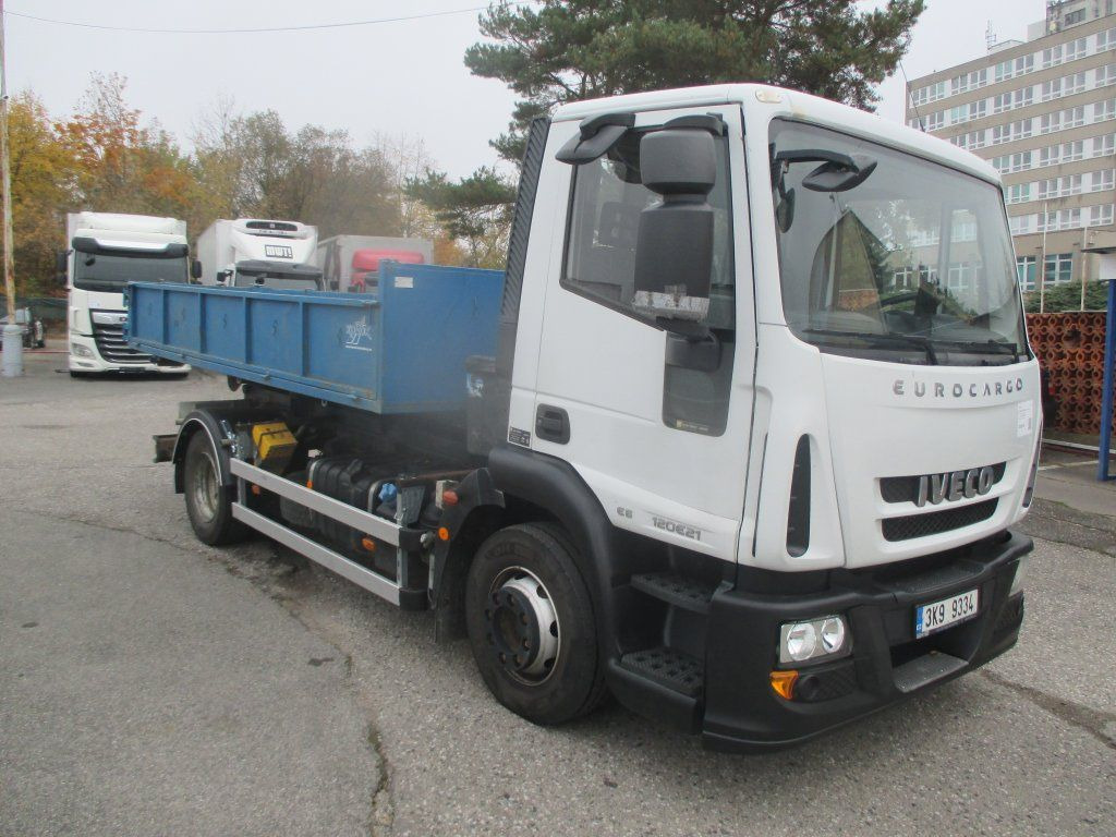 Iveco 120E Iveco 120E - 吊钩升降车:图3 Iveco 120E Iveco 120E - 吊钩升降车:图3