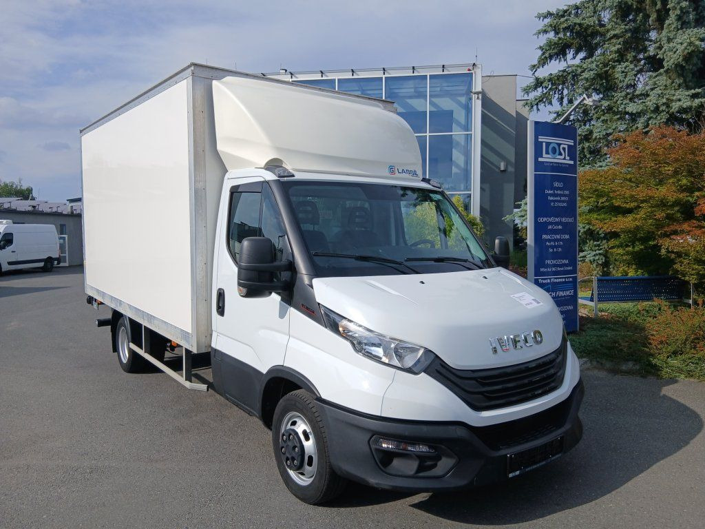 Iveco 35C16 Daily - 厢式货车:图2 Iveco 35C16 Daily - 厢式货车:图2