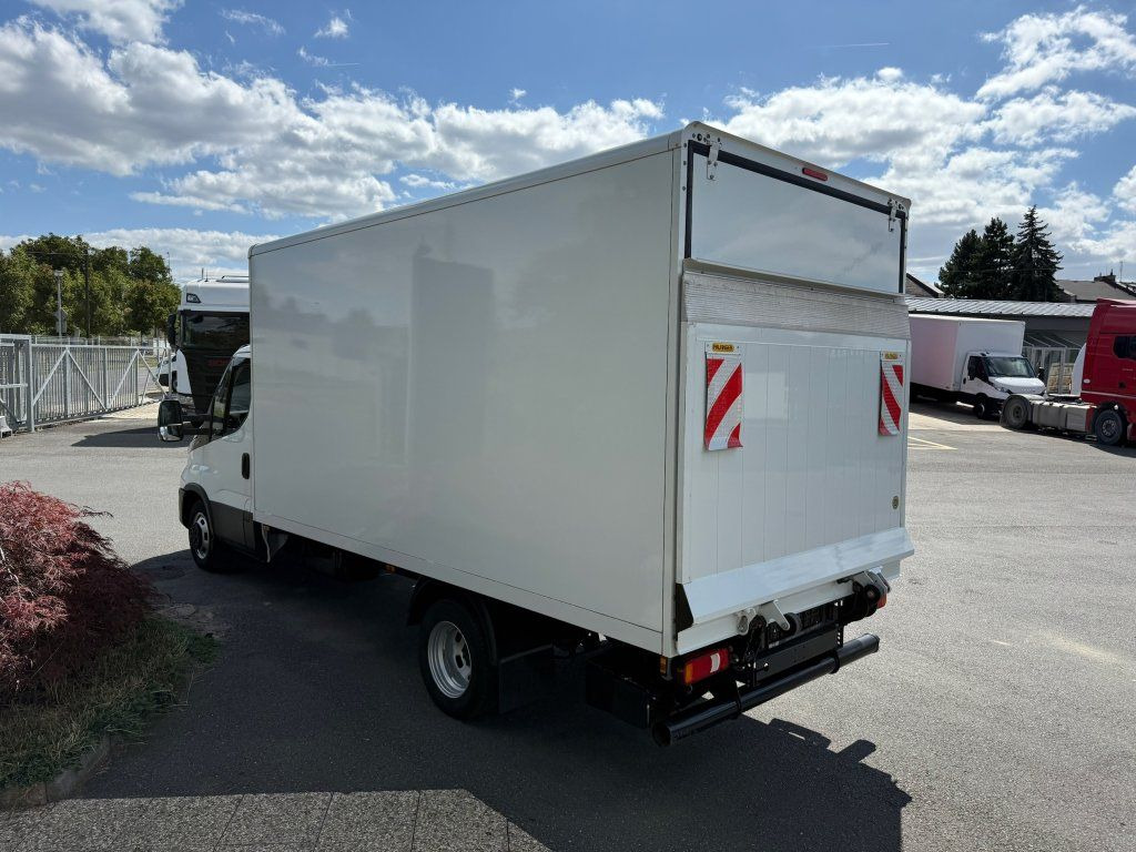 Iveco 35C16 Daily - 厢式货车:图4 Iveco 35C16 Daily - 厢式货车:图4