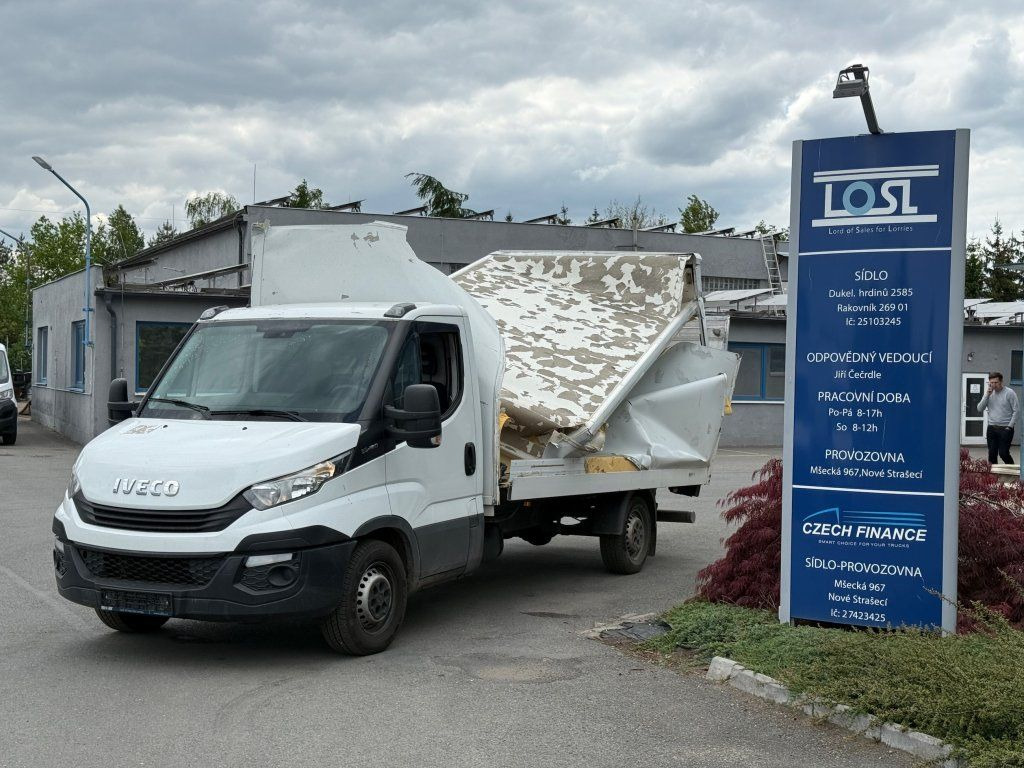 Iveco 35S16 Daily UNFAL - 厢式货车:图1 Iveco 35S16 Daily UNFAL - 厢式货车:图1