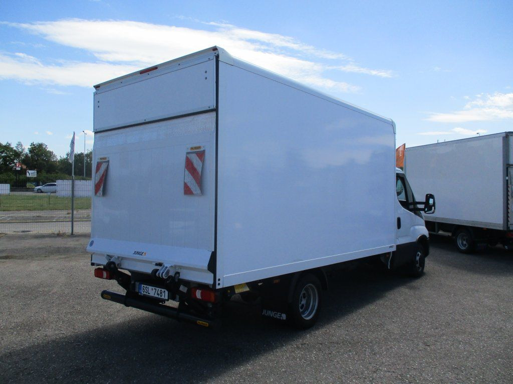 Iveco Daily 35C16, 2.3, HC, 8 palet - 厢式货车:图4 Iveco Daily 35C16, 2.3, HC, 8 palet - 厢式货车:图4