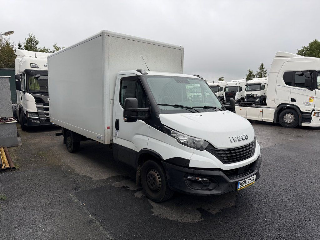 Iveco Daily 35S16 mit LBW ENGINE DEFECT - 厢式货车:图2 Iveco Daily 35S16 mit LBW ENGINE DEFECT - 厢式货车:图2