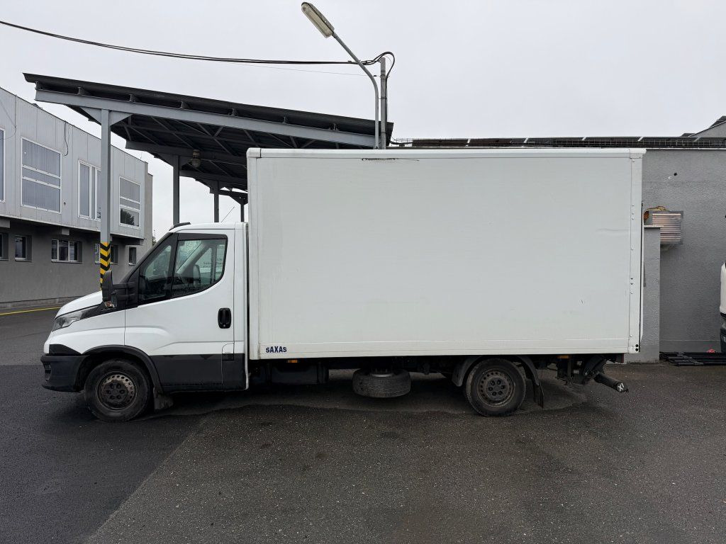Iveco Daily 35S16 mit LBW ENGINE DEFECT - 厢式货车:图5 Iveco Daily 35S16 mit LBW ENGINE DEFECT - 厢式货车:图5