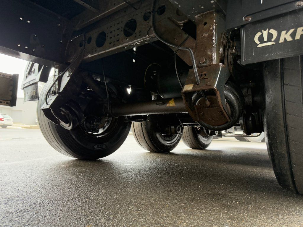 Krone SD Bordwande - 侧帘半拖车:图5 Krone SD Bordwande - 侧帘半拖车:图5