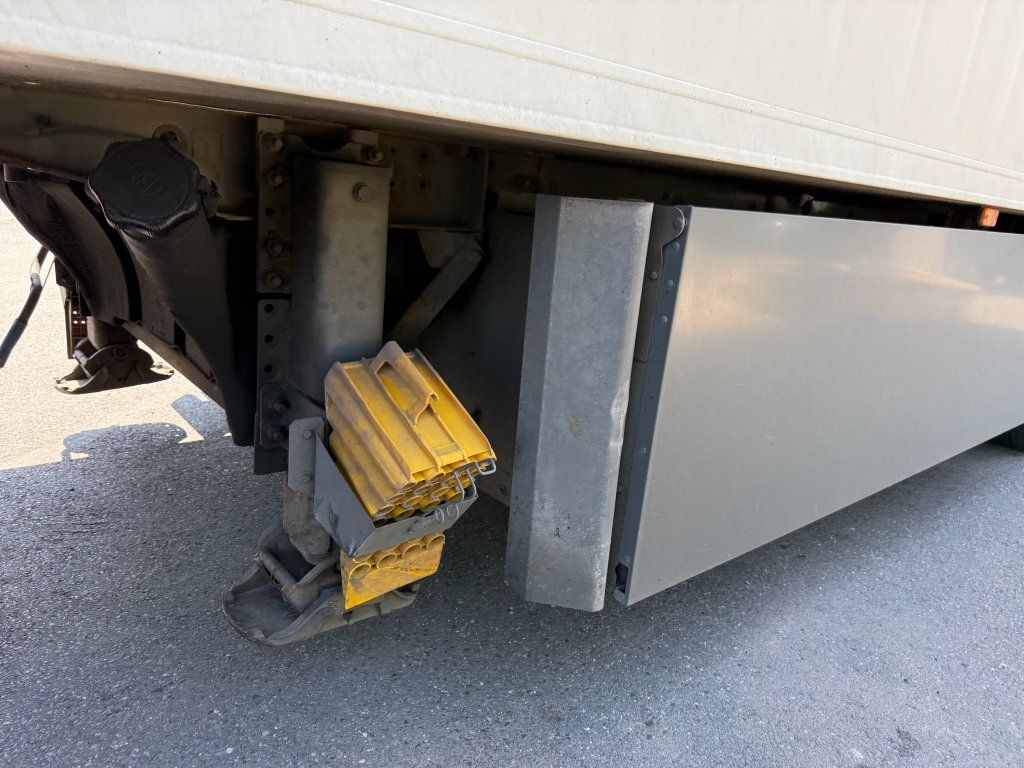 Lamberet LVF S3 Carrier Maxima 1300 - 封闭厢式半拖车:图5 Lamberet LVF S3 Carrier Maxima 1300 - 封闭厢式半拖车:图5