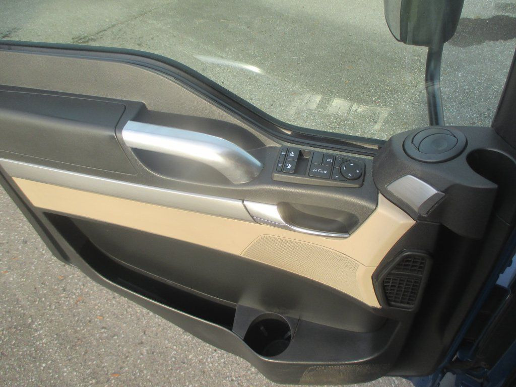 侧帘卡车 MAN TGL 12.250:图10 侧帘卡车 MAN TGL 12.250:图10