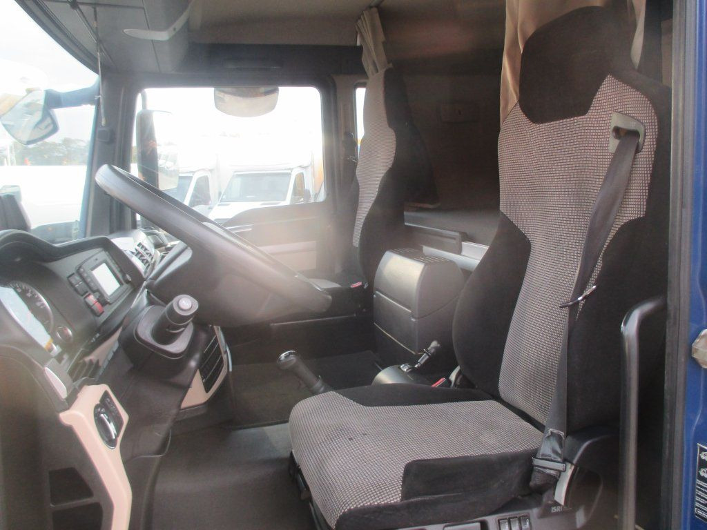 侧帘卡车 MAN TGL 12.250:图11 侧帘卡车 MAN TGL 12.250:图11