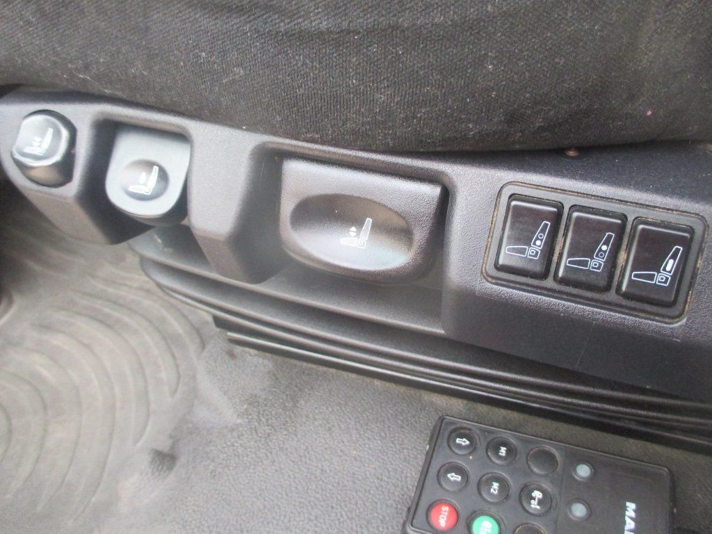 侧帘卡车 MAN TGL 12.250:图18 侧帘卡车 MAN TGL 12.250:图18