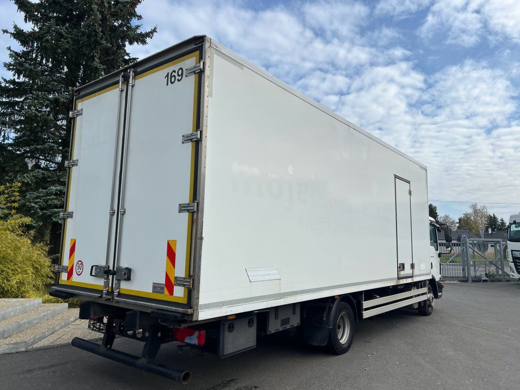MAN TGL12.220 EURO 6 Carrier Xarios 600 - 冷藏车:图4 MAN TGL12.220 EURO 6 Carrier Xarios 600 - 冷藏车:图4