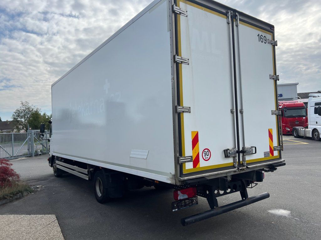 MAN TGL12.220 EURO 6 Carrier Xarios 600 - 冷藏车:图5 MAN TGL12.220 EURO 6 Carrier Xarios 600 - 冷藏车:图5