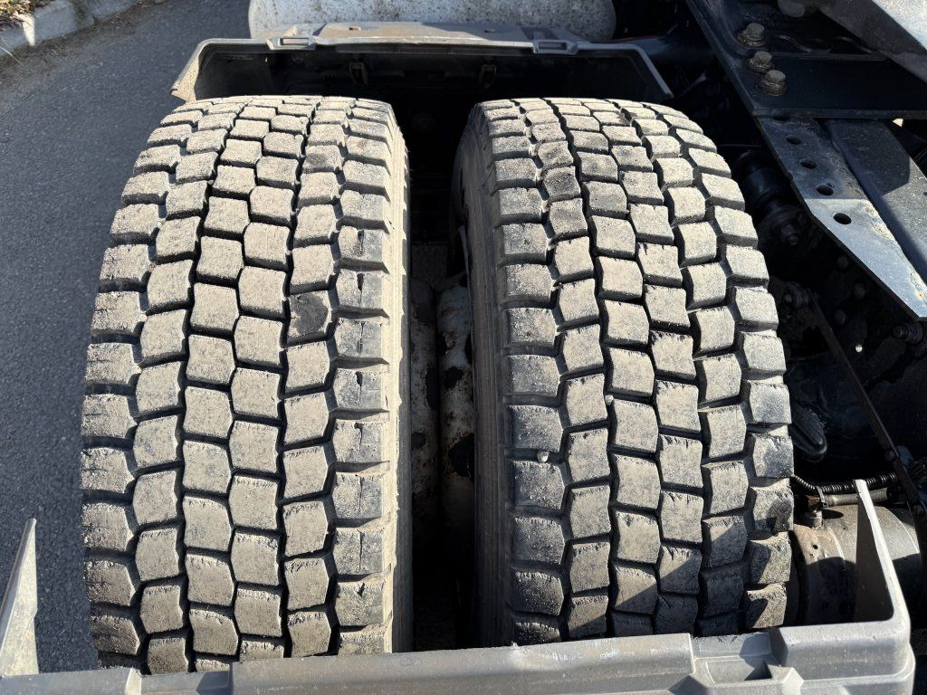 牵引车 MAN TGX18.510 XLX EURO 6 MEGAlowdeck:图8 牵引车 MAN TGX18.510 XLX EURO 6 MEGAlowdeck:图8