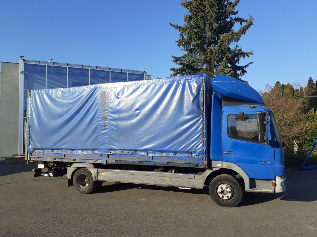 Mercedes-Benz 1018 Atego EURO 3 - 侧帘卡车:图3 Mercedes-Benz 1018 Atego EURO 3 - 侧帘卡车:图3