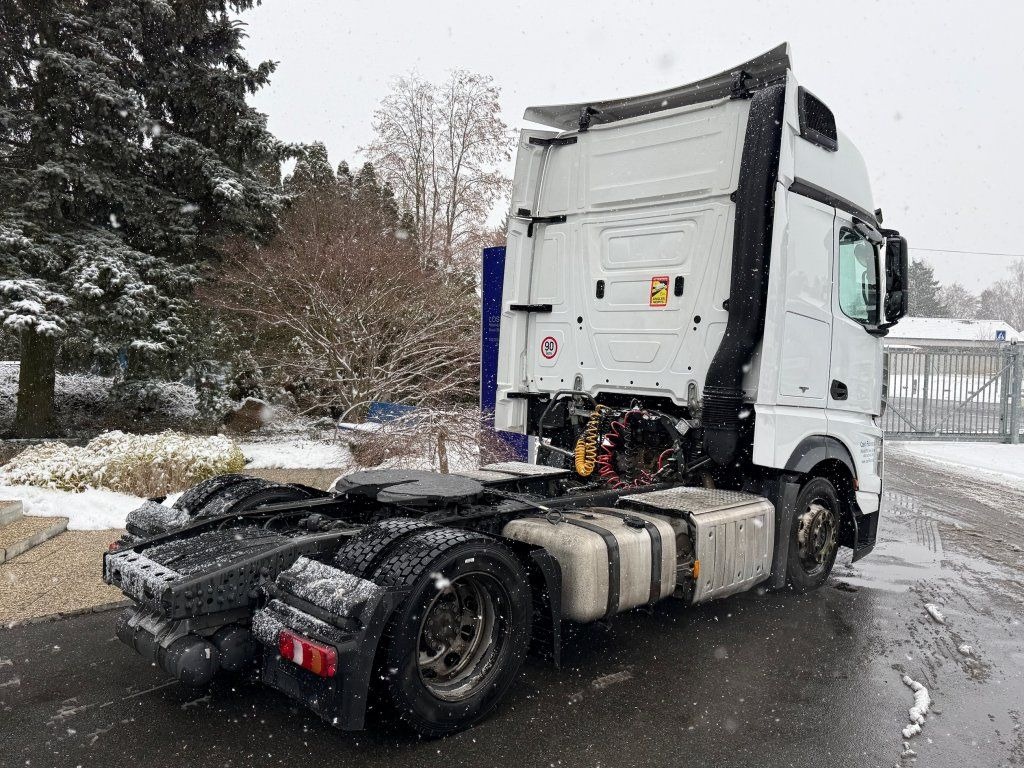 Mercedes-Benz 1845 Actros EURO 6 MEGA/lowdeck Gigaspace - 牵引车:图4 Mercedes-Benz 1845 Actros EURO 6 MEGA/lowdeck Gigaspace - 牵引车:图4