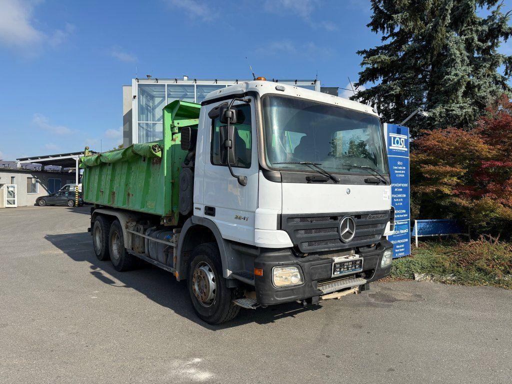 Mercedes-Benz 2641 Actros 6x4 EURO 4 - 翻斗车:图2 Mercedes-Benz 2641 Actros 6x4 EURO 4 - 翻斗车:图2