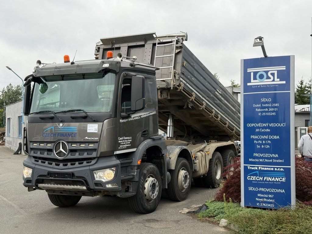 Mercedes-Benz 3243 Arocs 8x4 S3 Euro 6 - 翻斗车:图1 Mercedes-Benz 3243 Arocs 8x4 S3 Euro 6 - 翻斗车:图1