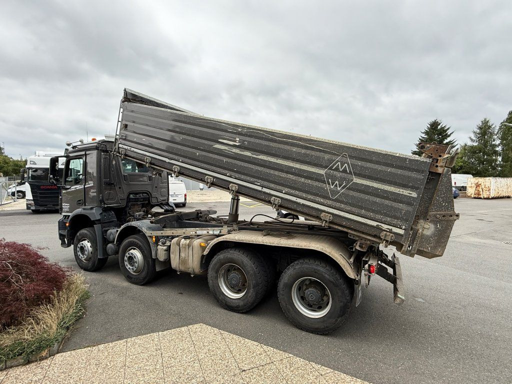 Mercedes-Benz 3243 Arocs 8x4 S3 Euro 6 - 翻斗车:图4 Mercedes-Benz 3243 Arocs 8x4 S3 Euro 6 - 翻斗车:图4